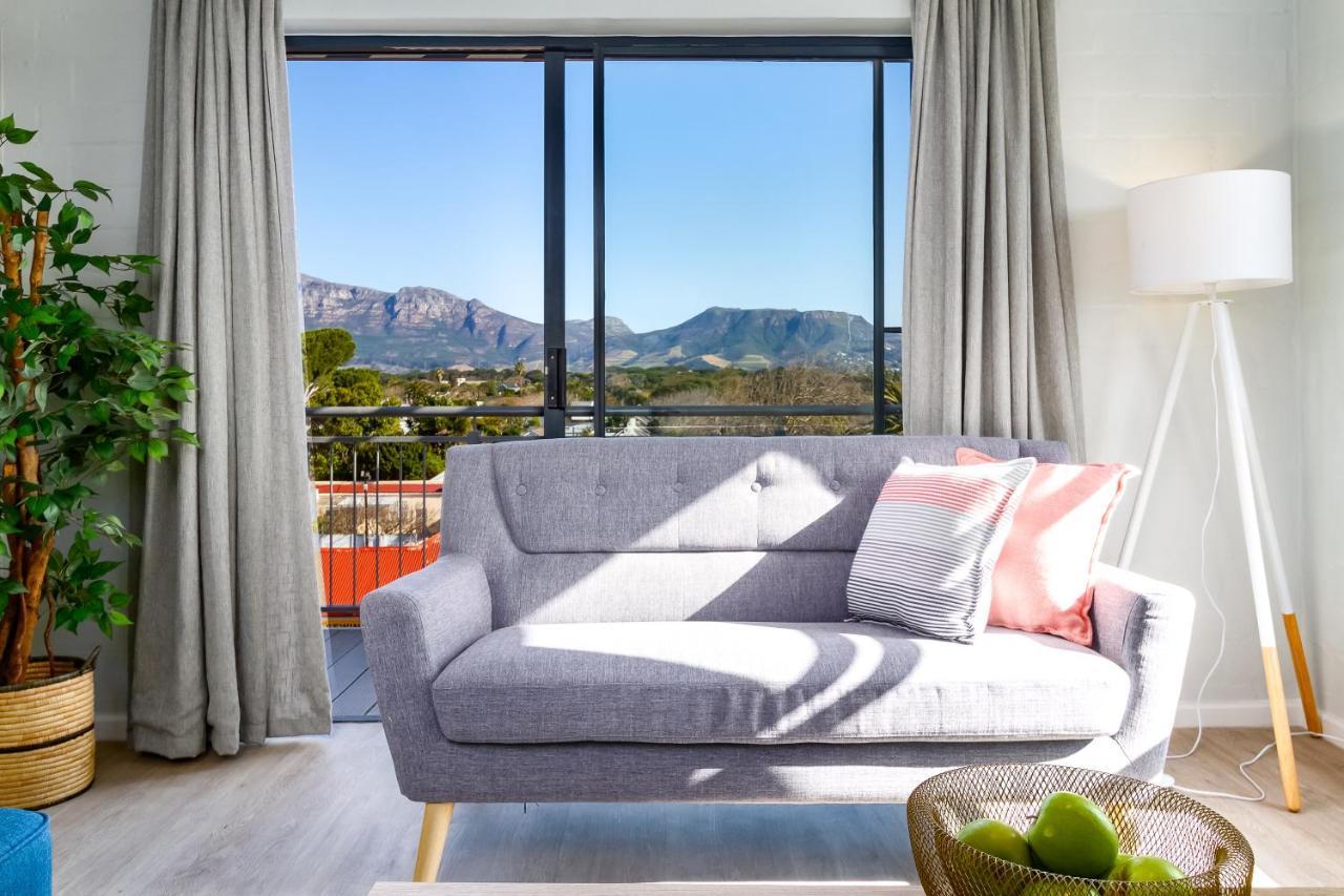 Wink Aparthotel Eaton Square Cape Town Bagian luar foto